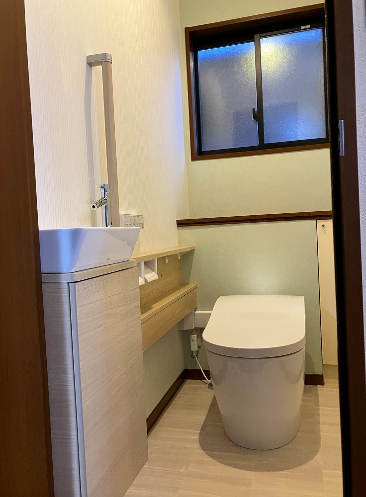 カンタンに手洗器が取付可能な、ＴＯＴＯネオレスト。