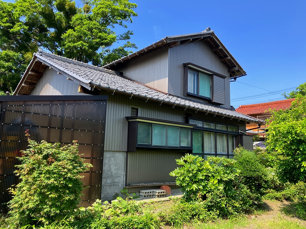 裏の木の伐採がきっかけでした。